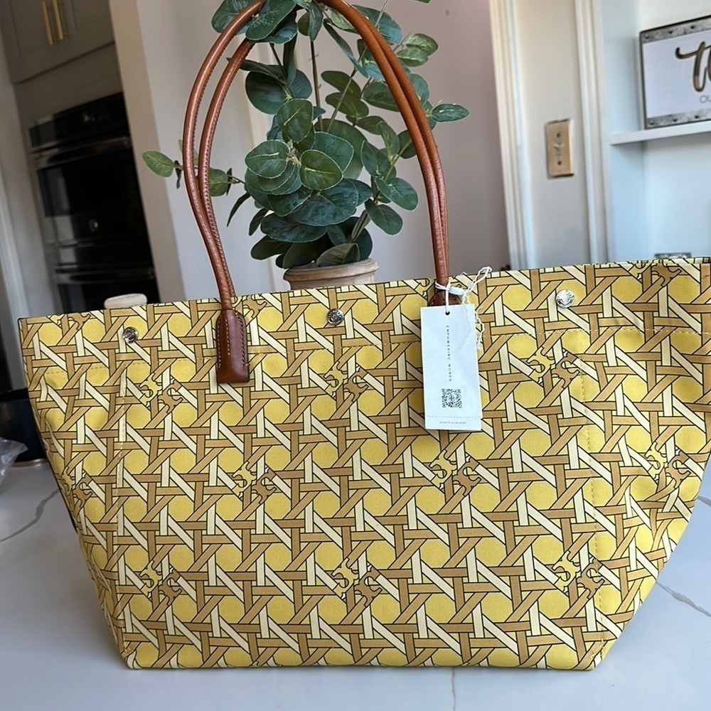 Tory Burch
Canvas Basketweave Tote - Picture 3 of 8